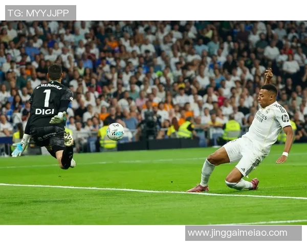 皇马主场迎战奥萨苏纳力争三分巩固联赛领先地位 皇马主场迎战奥萨苏纳力争三分巩固联赛领先地位