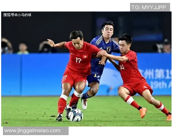 日本代表队与中国代表队的精彩对决引发球迷热议与期待 日本代表队与中国代表队的精彩对决引发球迷热议与期待