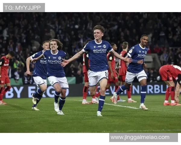 比勒费尔德迎战勒沃库森争夺德甲积分榜关键战役 比勒费尔德迎战勒沃库森争夺德甲积分榜关键战役